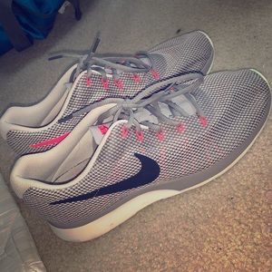 NIKE SNEAKER TRAINERS